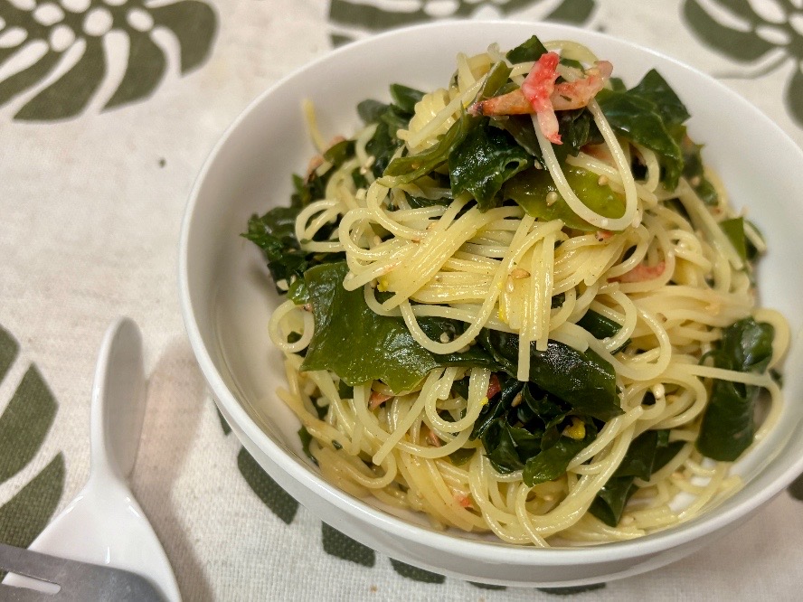 ワカメと桜エビの塩麹マヨパスタ