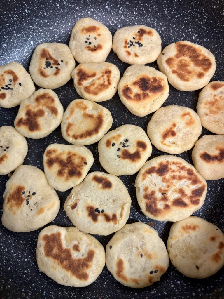 生地が白っぽくなり焼き目がついてくる