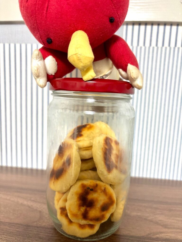 瓶に入れて冷蔵庫に保存