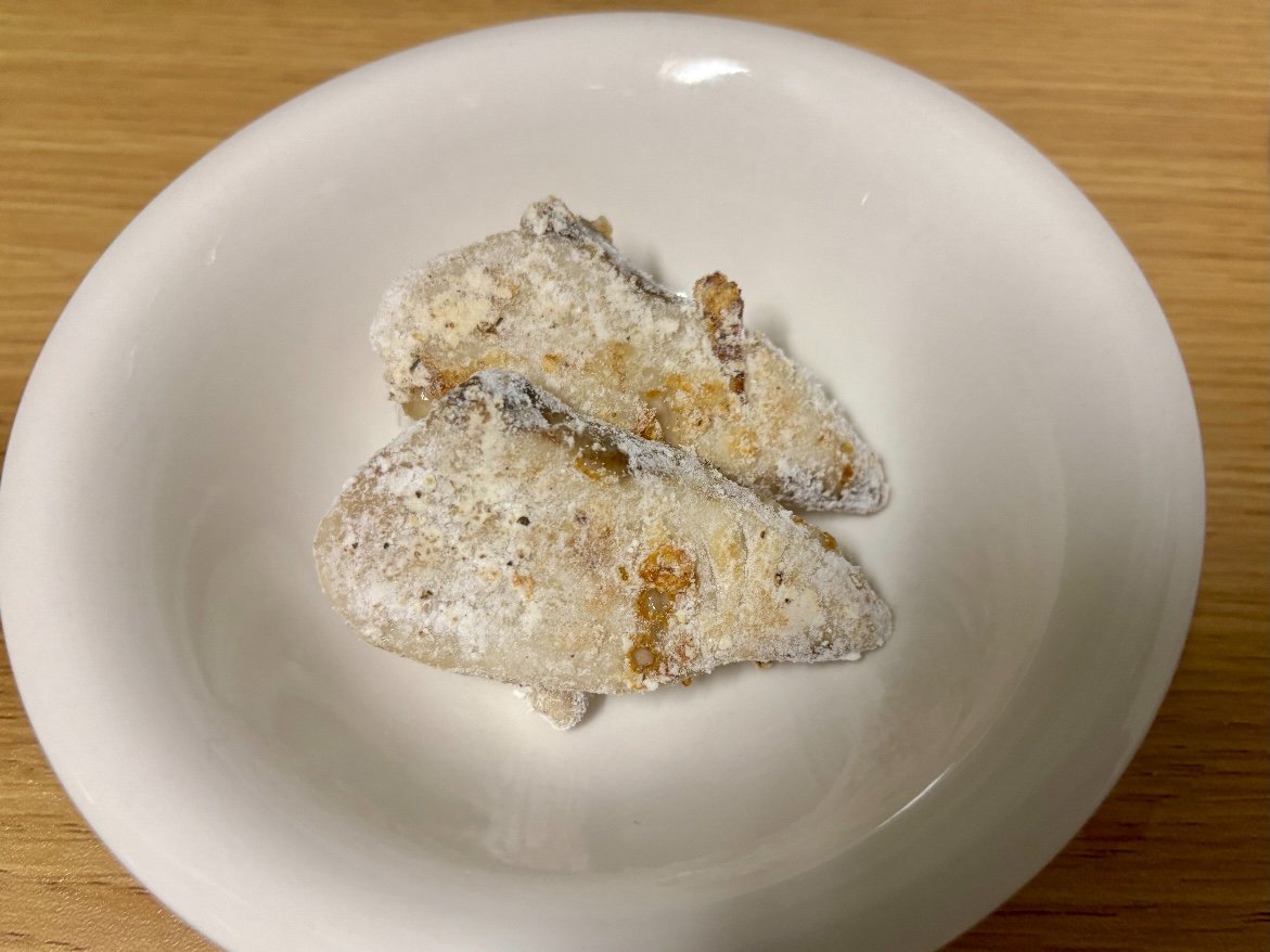 焼き上がった片栗粉つきのはまち